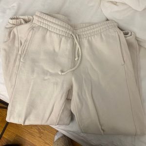 Aritzia tna sweatpants